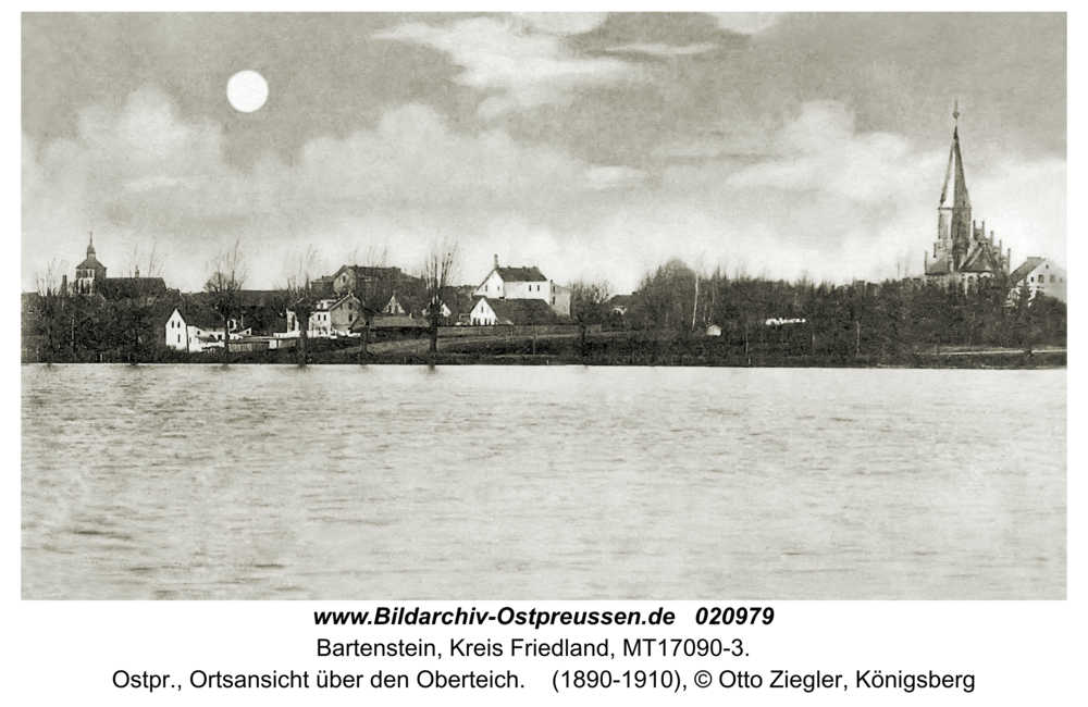 Bartenstein, Ostpr., Ortsansicht über den Oberteich