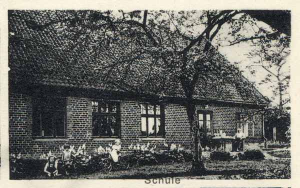 Liedemeiten, Schule