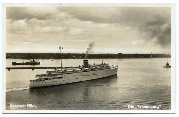 Pillau, T.S. "Tannenberg" -  aus dem Vorhafen ins Seetief auslaufend