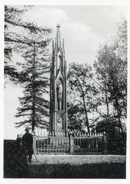 Preußisch Eylau, L´Estocq-Denkmal