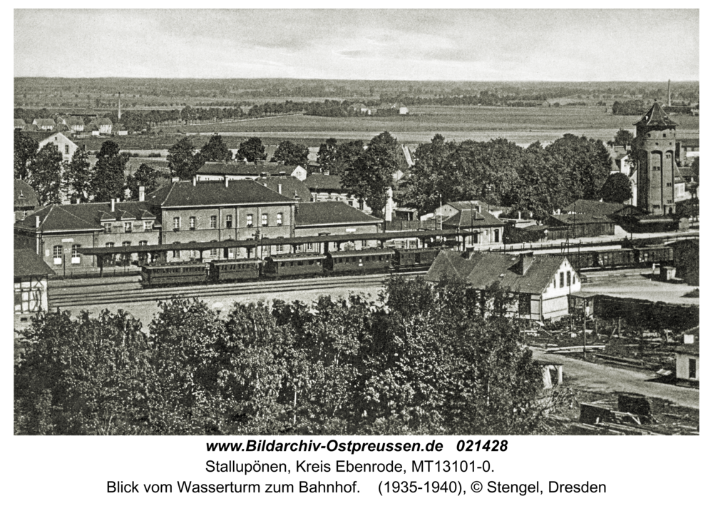 Stallupönen, Blick vom Wasserturm zum Bahnhof