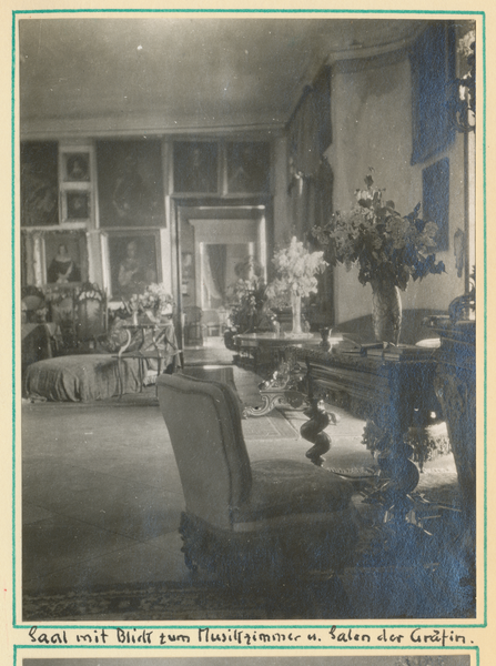 Rautenburg, Schloss, Saal mit Blick zum Musikzimmer