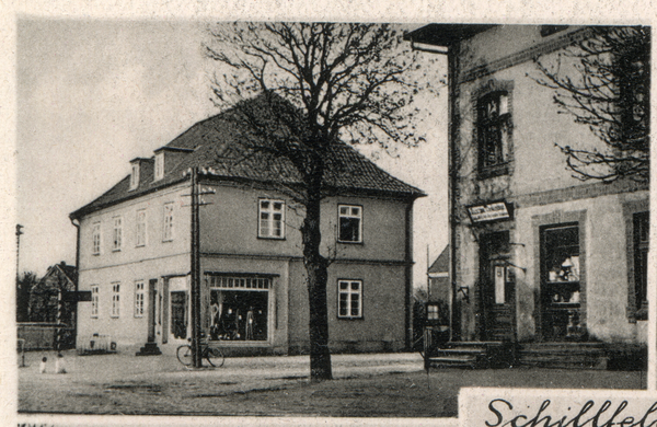 Schillfelde, Geschäftshäuser