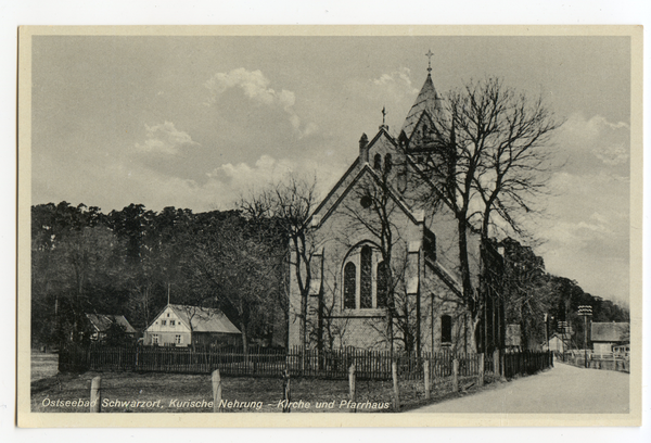 Schwarzort, Kirche und Pfarrhaus