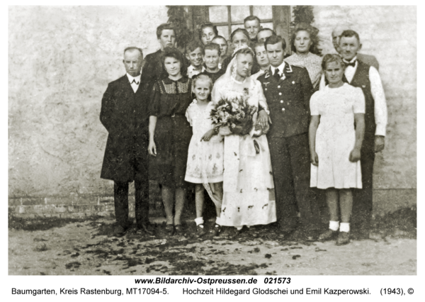 Baumgarten Kr. Rastenburg, Hochzeit Hildegard Glodschei und Emil Kazperowski