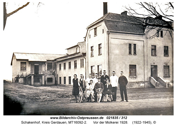 Schakenhof, vor der Molkerei 1928