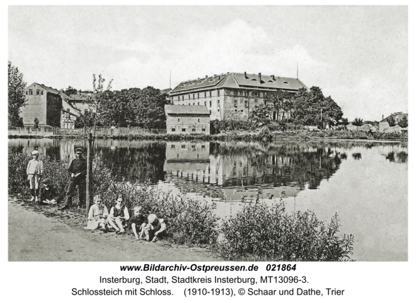 Insterburg, Schlossteich mit Schloss