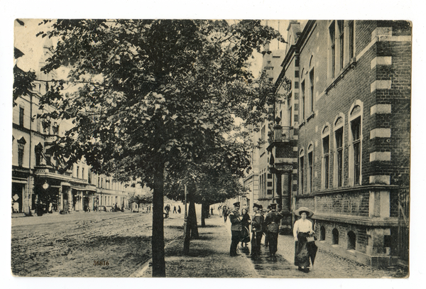 Gumbinnen, Darkehmer Straße mit Magistrat