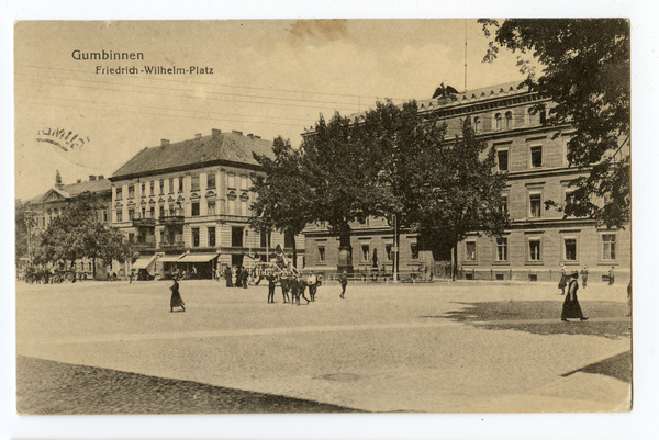 Gumbinnen, Friedrich-Wilhelm-Platz