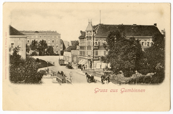 Gumbinnen, Große Brücke mit Friedrich-Wilhelm-Platz und Regierung