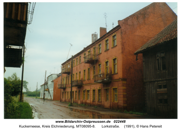 Kuckerneese, Lorkstraße