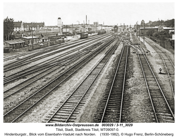 Tilsit, Hindenburgstr., Blick vom Eisenbahn-Viadukt nach Norden