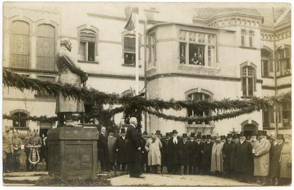 Insterburg, Übergabe Standbild "Hindenburg"