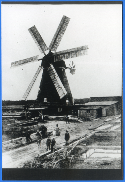 Stirkallen (Ort), Holländische Windmühle mit Sägewerk