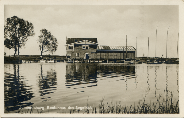 Johannisburg, Bootshaus des Segelklubs