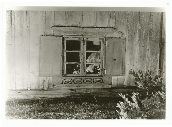 Liebenberg, Fenster mit Verzierung