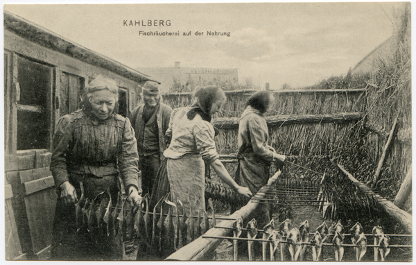 Kahlberg-Liep, Fischräucherei auf der Nehrung