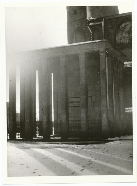 Königsberg, Kant-Denkmal am Dom