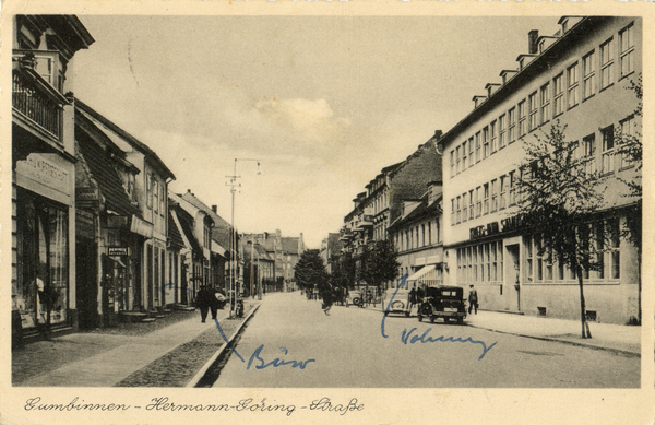 Gumbinnen, Hermann-Göring-Straße mit Sparkasse