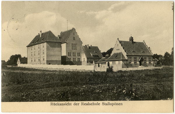 Stallupönen, Heinrich-Maria-Jung-Straße, Realschule, Hofseite