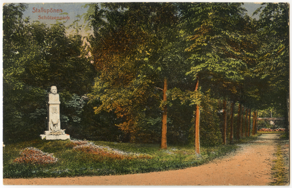 Stallupönen, Schützenpark mit Hindenburg-Denkmal