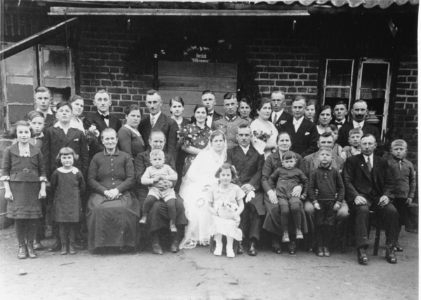 Milchhof, Hochzeit Emma Grustat und Reinhold Dallmann