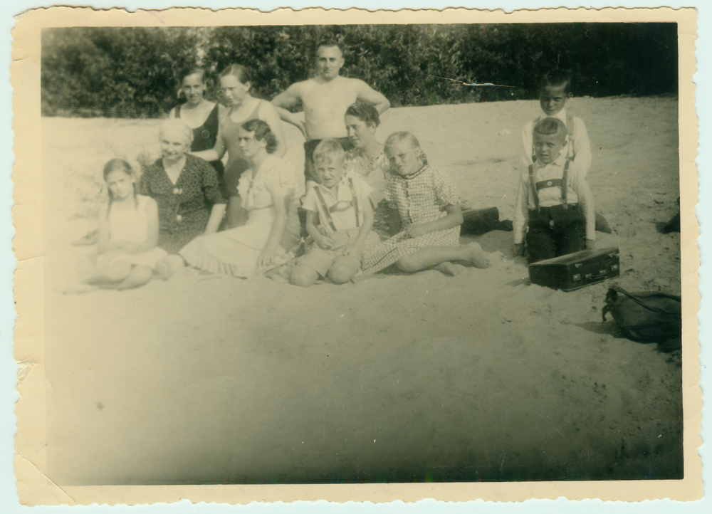 Kuckerneese, Kuckerneeser genießen einen Strandtag in Untereißeln