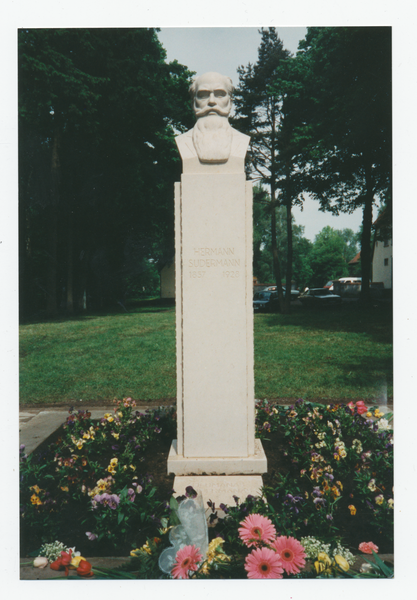 Heydekrug Kr. Heydekrug, Sudermann-Denkmal