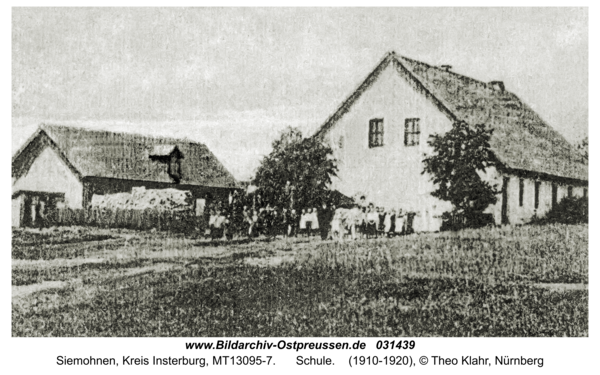 Siemohnen, Schule