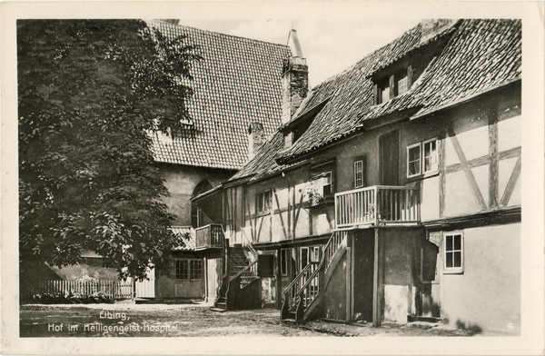 Elbing, Heiligengeist-Hospital, Hof