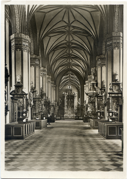 Frauenburg, Dom, Innenansicht, Blick zum Altar
