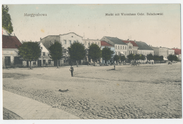 Marggrabowa, Markt mit Warenhaus Gebr. Balschowski