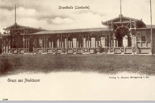 Neuhäuser, Strandhalle(Landseite)