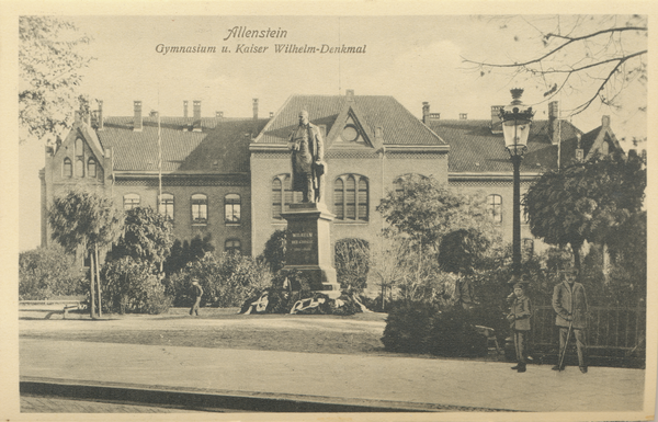 Allenstein, Gymnasium, Kaiser Wilhelm Denkmal