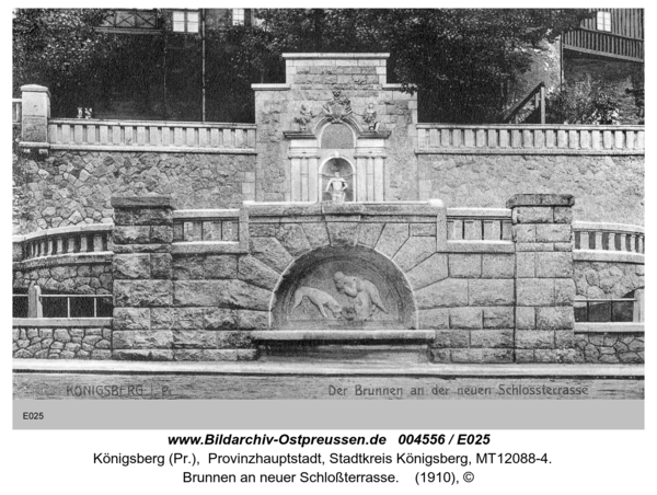 Königsberg, Brunnen an neuer Schloßterrasse