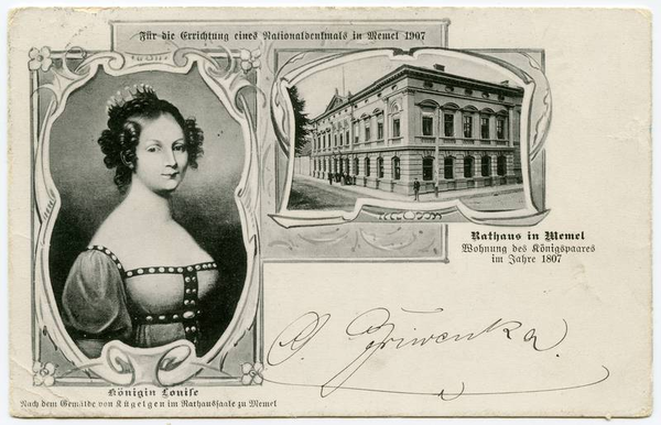 Memel, Postkarte mit Königin Louise und Rathaus