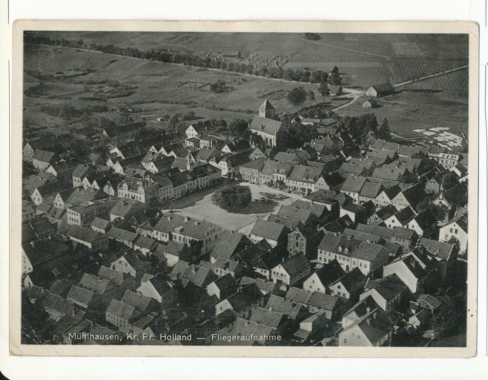 Mühlhausen, Ortsansicht mit Markt  (Luftbild)