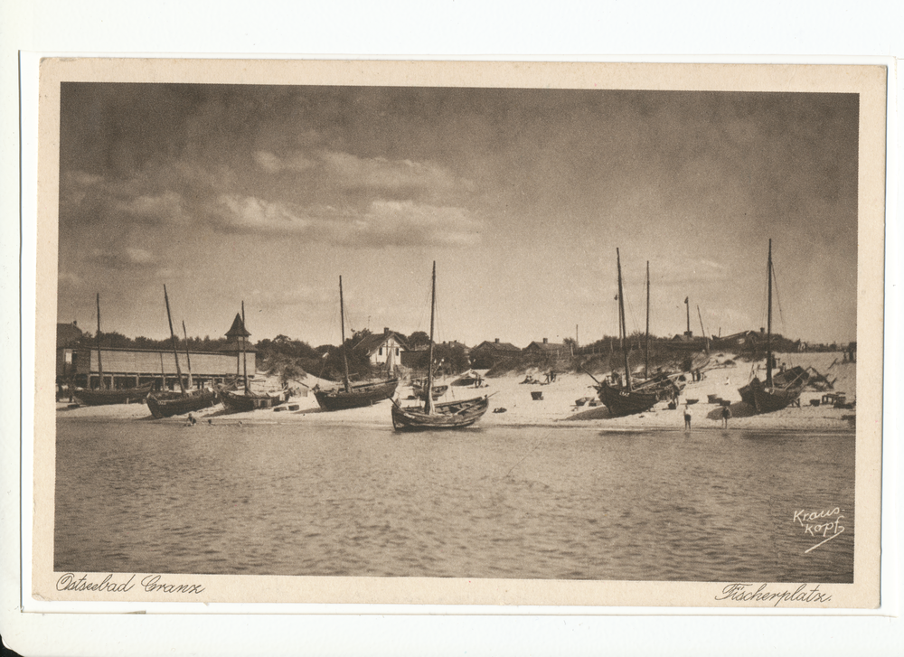 Cranz, Fischerboote am Strand