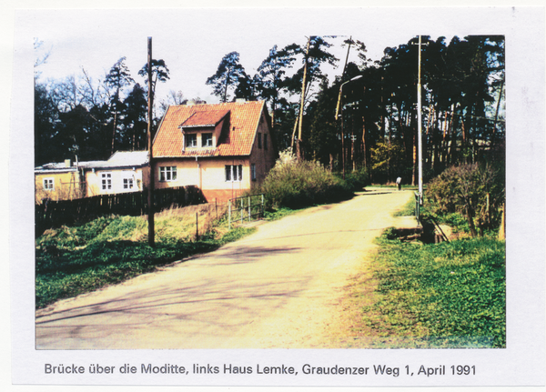 Metgethen, Graudenzer Weg 1, Haus Lemke, Bücke über die Moditte