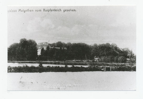 Metgethen, Gut,Trankwitzer Weg, Schloß vom Karpfenteich gesehen