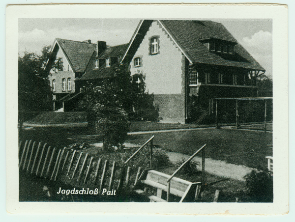 Pait, Jagdschloss