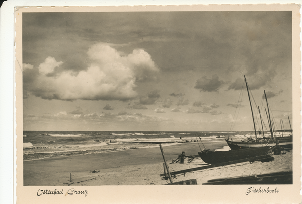 Cranz, Fischerboote am Strand