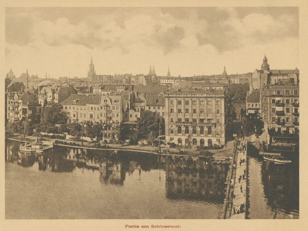 Königsberg, Partie am Schlossteich mit Schlossteichbrücke