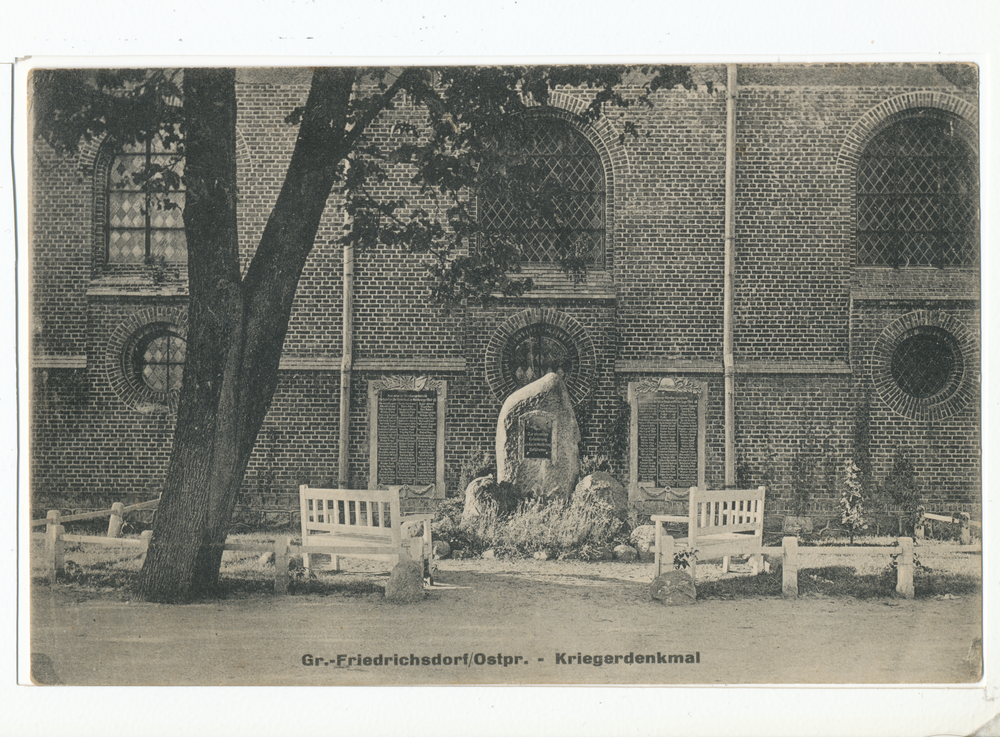 Groß Friedrichsdorf, Kriegerdenkmal