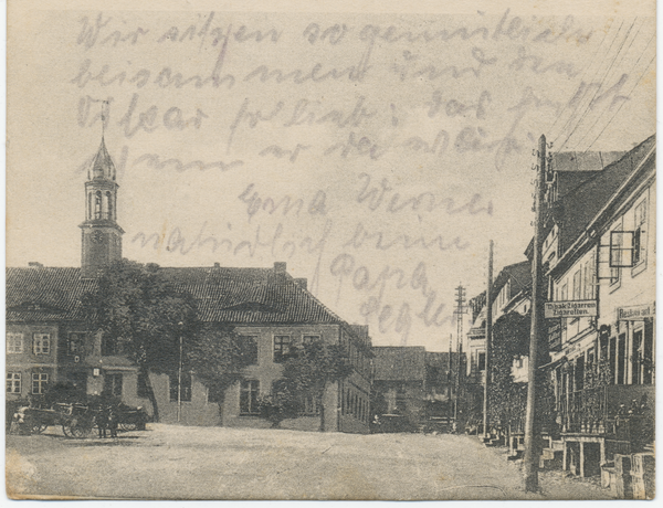 Mühlhausen Kr. Preußisch Eylau, Marktplatz mit Rathaus