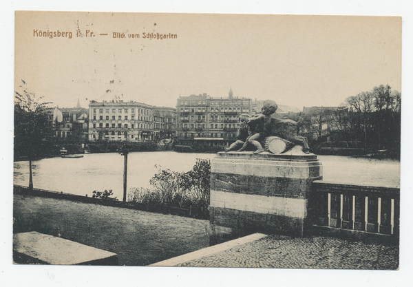 Königsberg (Pr.), Blick vom Schlossgarten über den Schlossteich