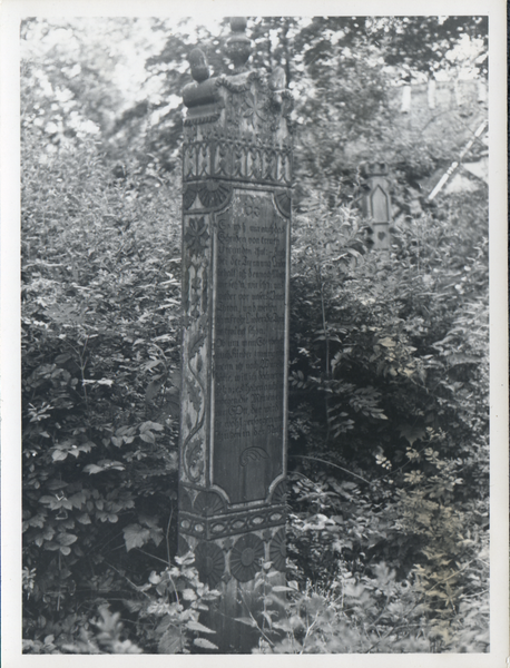 Königsberg (Pr.), Freilichtmuseum Tiergarten, Grabstele