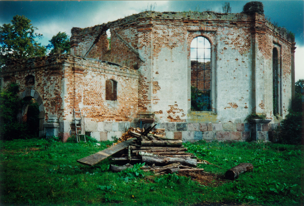 Rauterskirch, Kirchenruine