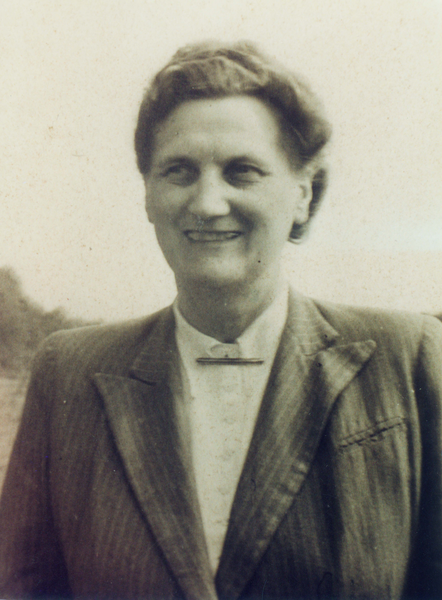 Neukirch, Lehrerin Charlotte Friese