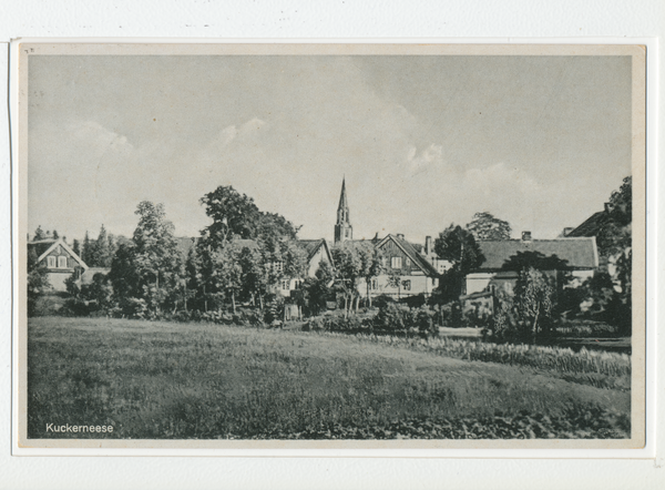 Kuckerneese, Ortsansicht mit Kirche